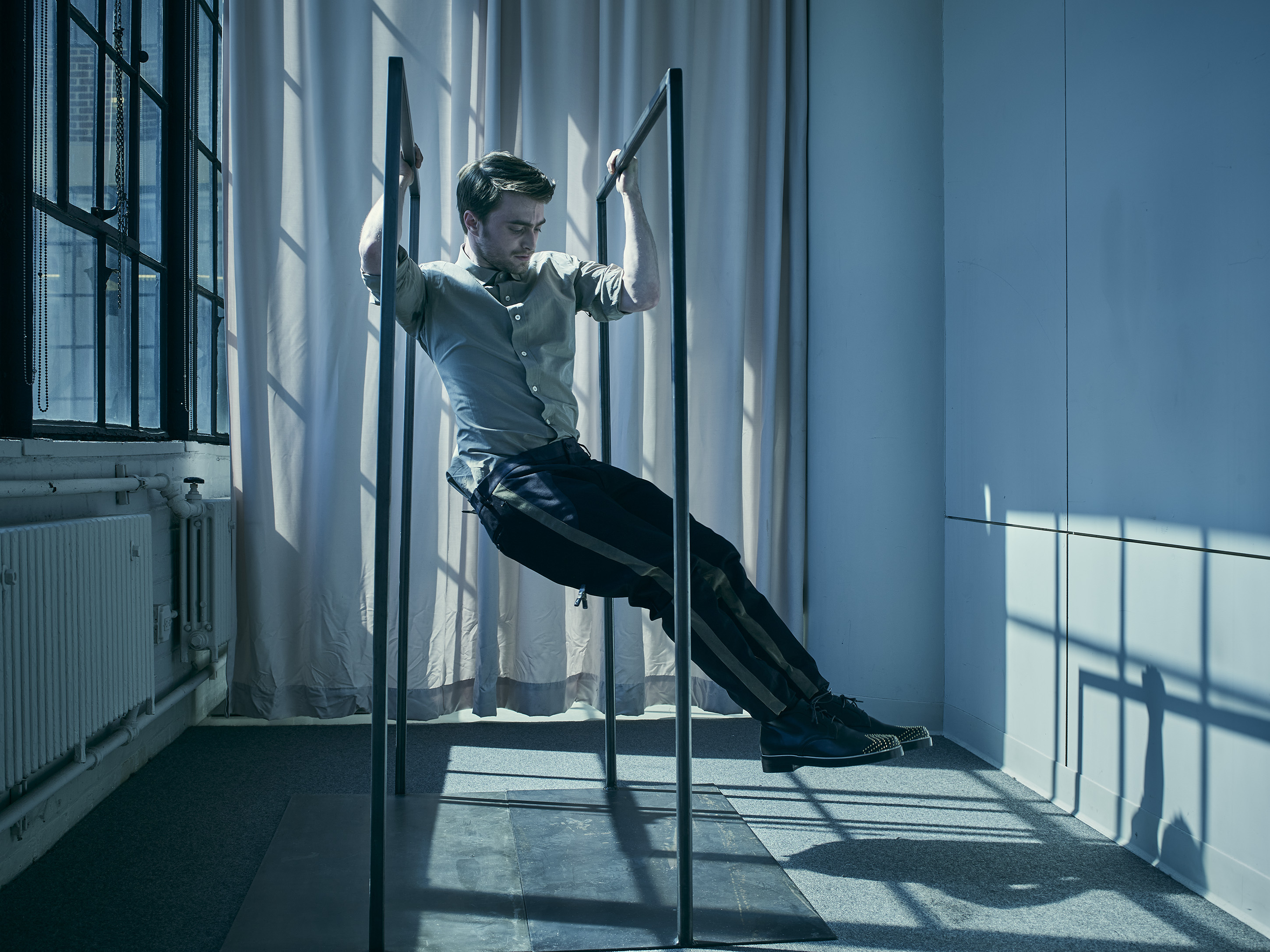 DAniel-Radcliffe-by-Robert-Ascroft-028