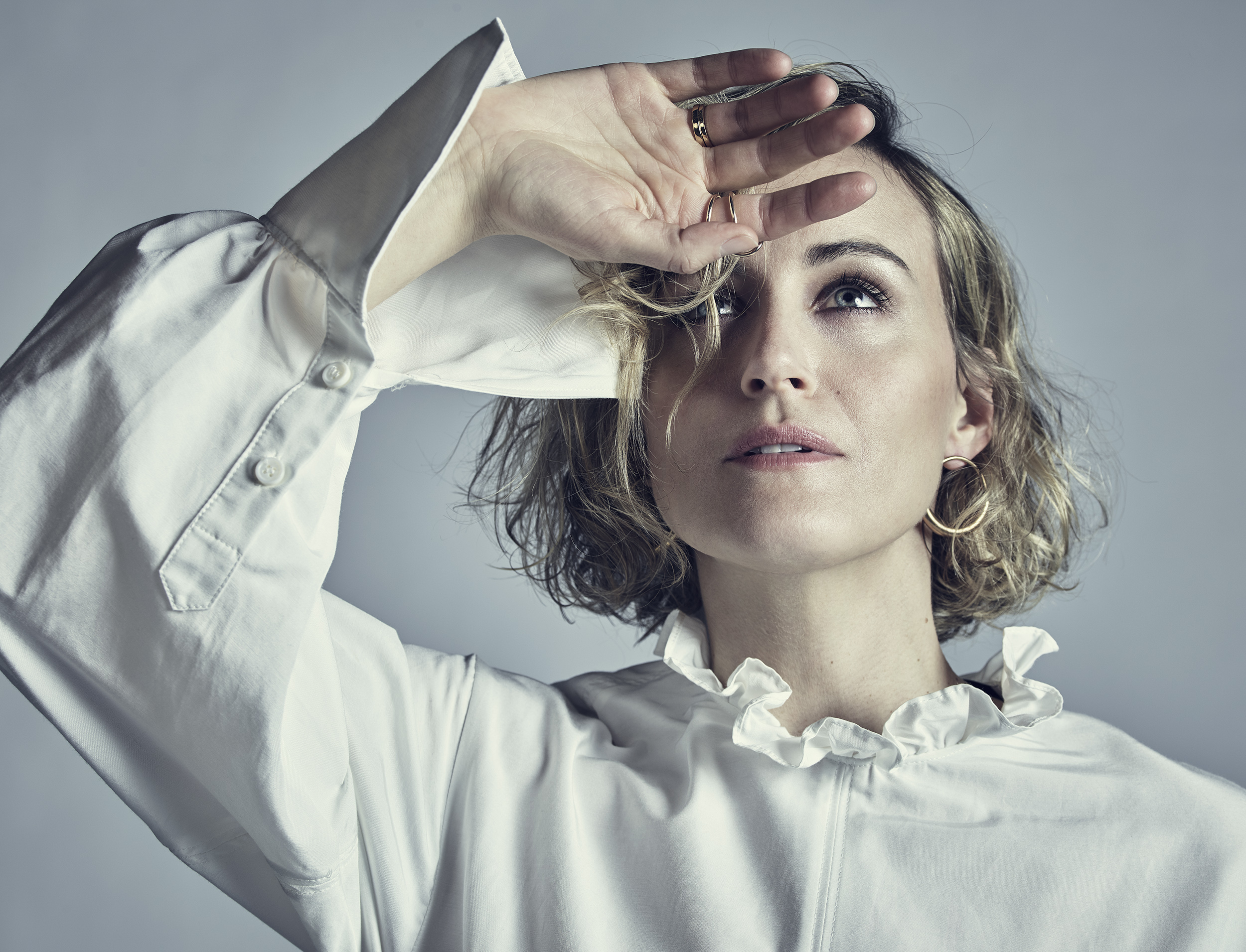 Taylor-Schilling-by-Robert-Ascroft-011